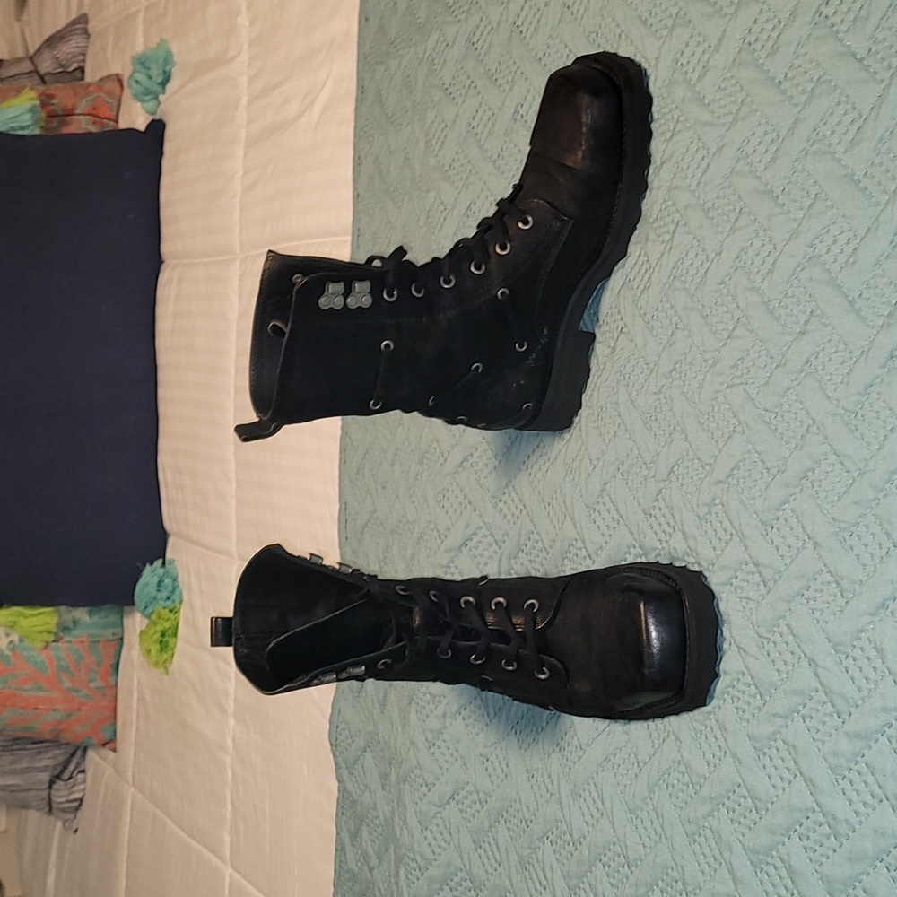 Combat boots - Picture 2 of 4